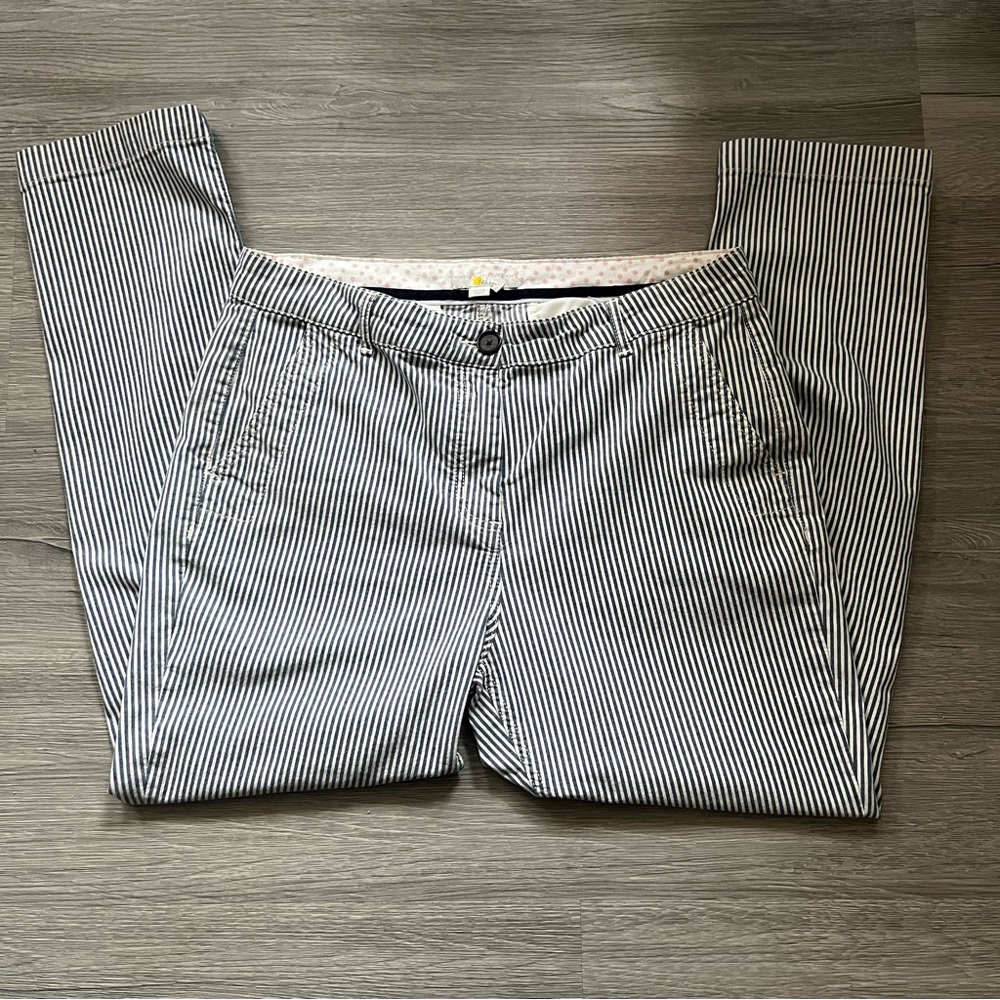 Boden Navy & White Striped Beachy Women’s Casual Pants